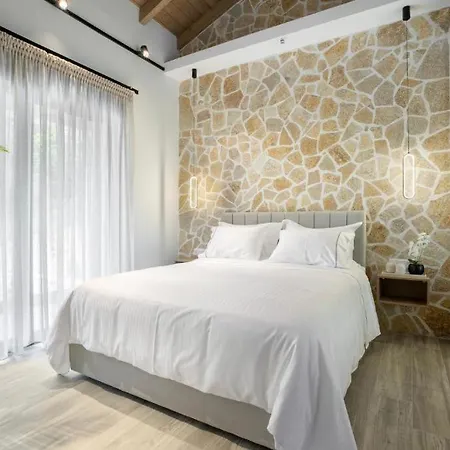 Soha House Villa